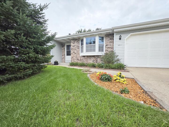 Property Photo: 4211 Wilshire Lane WI 53546