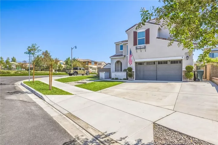 Property Photo:  4981 River Ash  CA 92336 