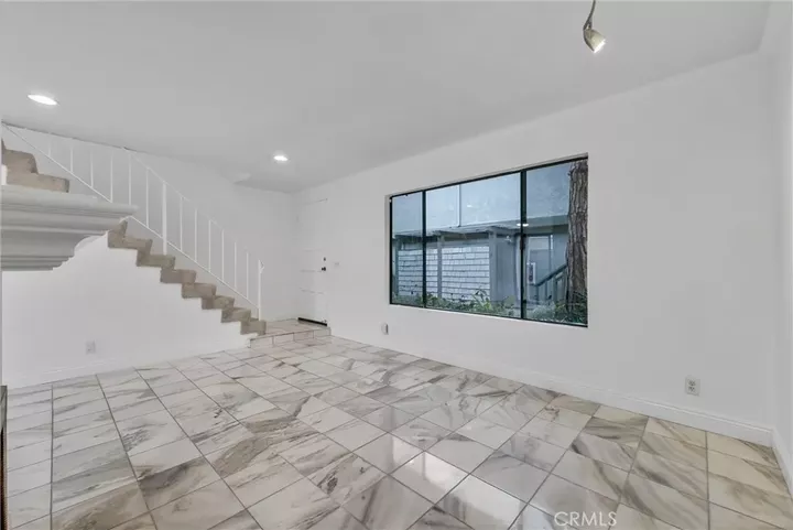 Property Photo: 229 W Wilson Street 10 CA 92627