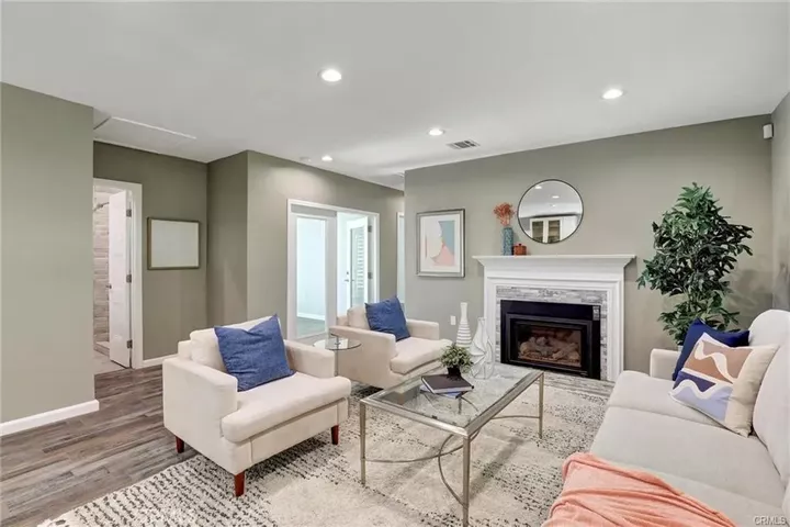 Property Photo:  4437 Keever Avenue  CA 90807 