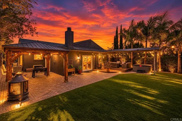 Property Photo: 1904 Gateway Drive CA 92105