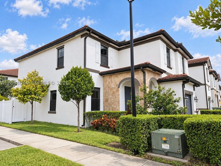Property Photo: 10306 W 33rd Ln FL 33018