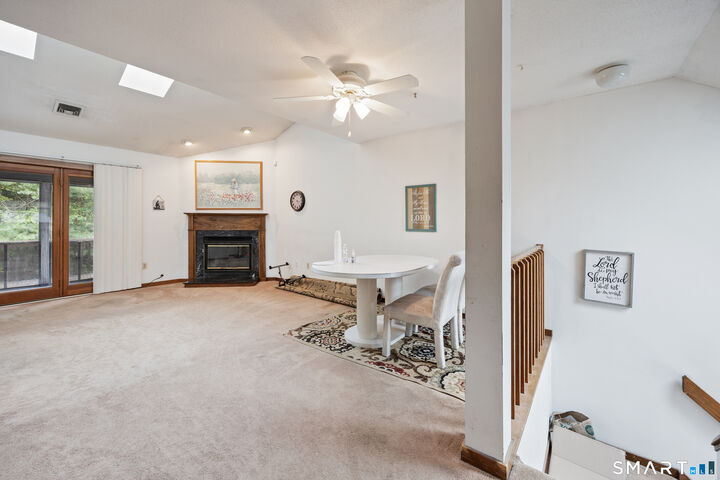 Property Photo: 4 Winchester Court CT 06032