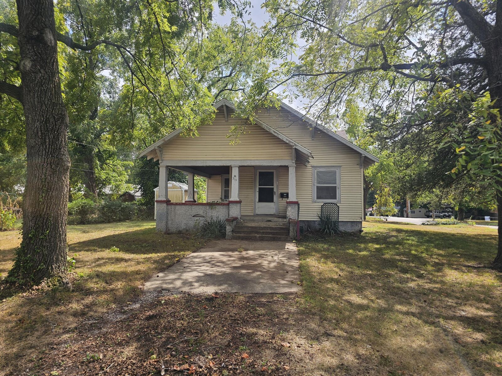 Property Photo:  314 Jasper Street  MO 65605 