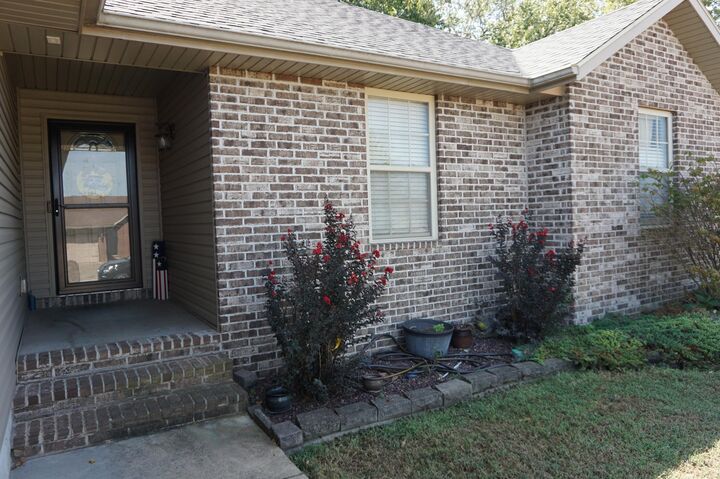 Property Photo:  230 E Lapis Avenue  MO 65738 