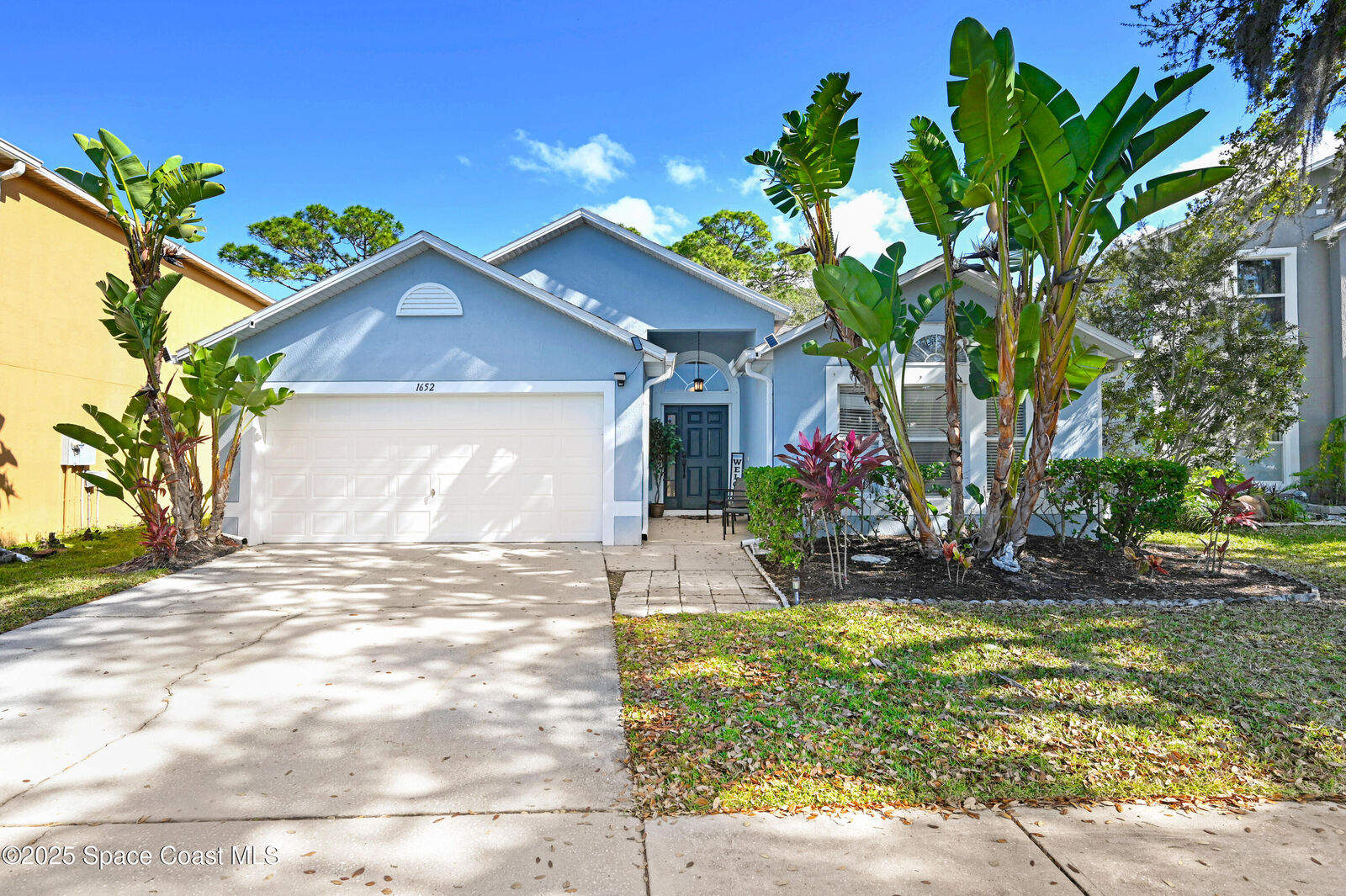 Property Photo: 1652 La Maderia Drive SW FL 32908