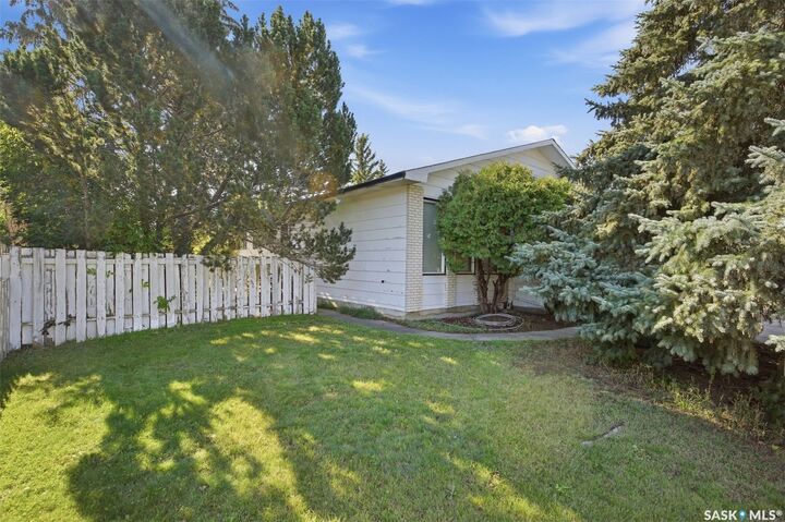 Property Photo: 314 4th Street S SK S0K 2T0