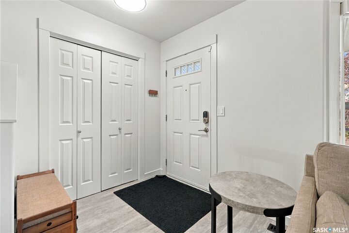 Property Photo: 302 Gordon Road SK S7T 0A3