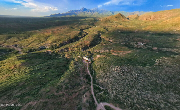 Property Photo:  150 Canyon Pass Court  AZ 85648 