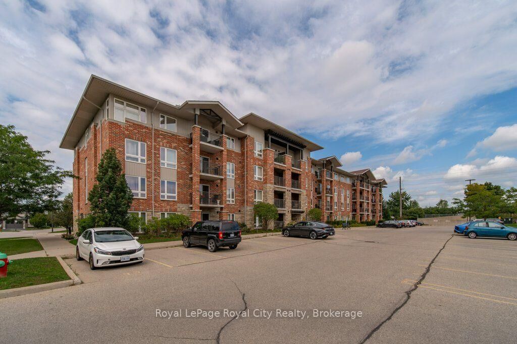 Property Photo: 43 Waterford Drive 101 ON N1L 0J6