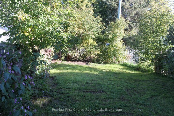 Property Photo:  195 Limbrick Street  ON P7C 4S6 