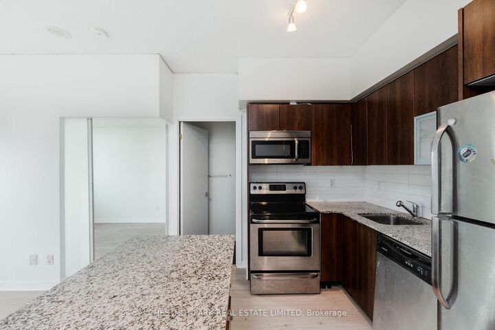 Property Photo: 55 East Liberty Street 1212 ON M6K 3P9