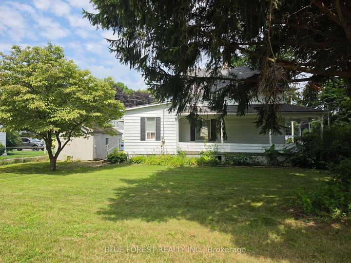 Property Photo:  248 Ridout Street  ON N0L 2C0 