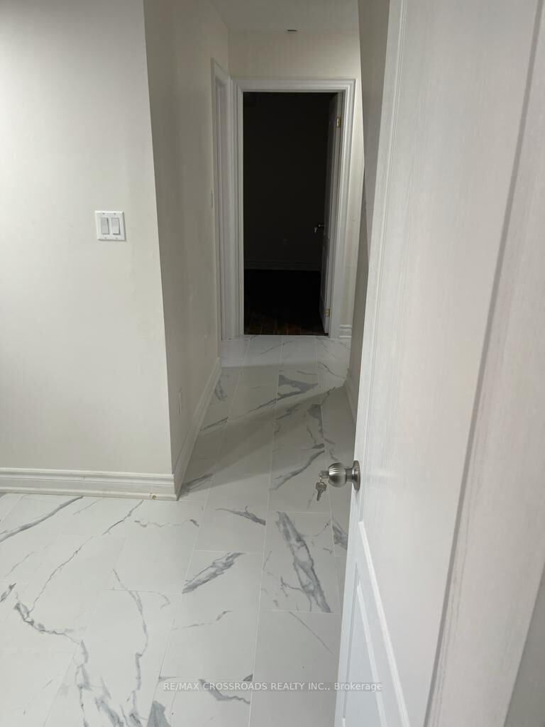 Property Photo:  2 Pilkington Drive  ON M1L 0B7 