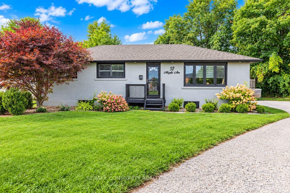 Property Photo:  52 Maple Avenue Bsmt  ON L7G 1X7 