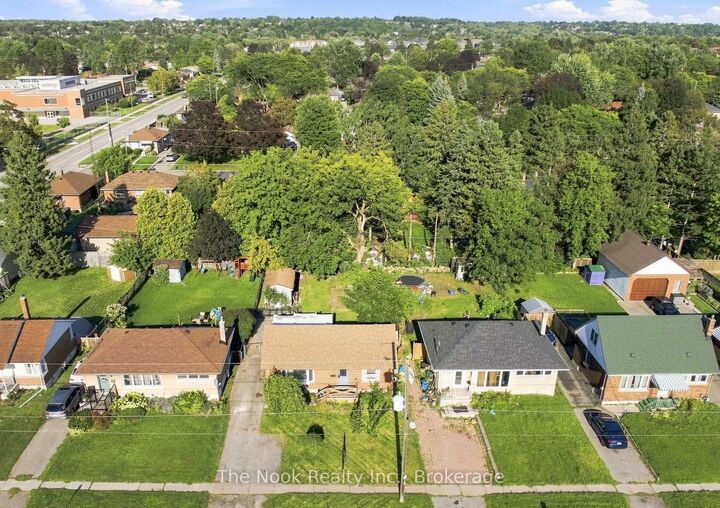 Property Photo: 257 Wilson Road S ON L1H 6C4