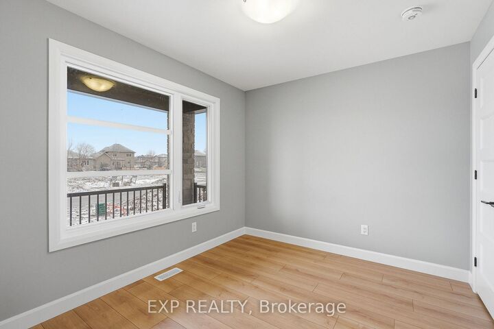 Property Photo:  988 Katia Street  ON K0A 2M0 
