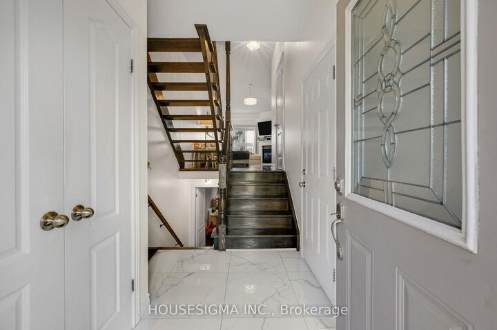 Property Photo:  35 Palacebeach Trail  ON L8E 0B9 