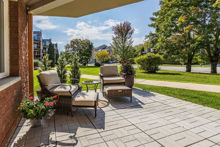 Property Photo: 11 Beck Boulevard 102 ON L9M 2G1