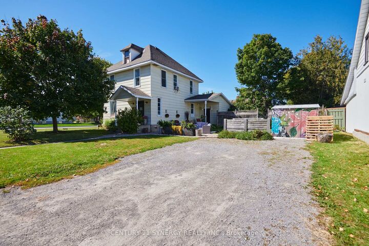 Property Photo:  35 Norma Street S  ON K7S 3B2 