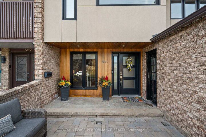 Property Photo:  550 Foxview Place  ON K1K 4C4 