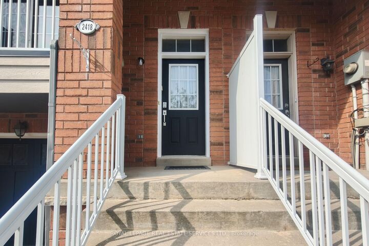 Property Photo:  2418 Adamvale Crescent  ON L6M 0E1 