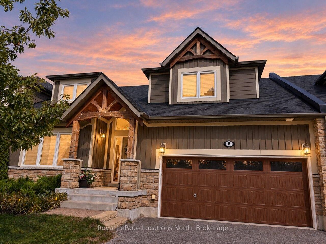 Property Photo: 8 Spooner Crescent ON L9Y 1T3