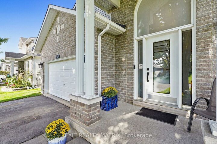 Property Photo: 65 Lachaine Street ON K0A 1W0