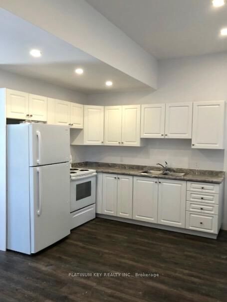 Property Photo:  59 Maitland Terrace  ON N7G 1L2 