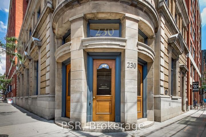 Property Photo:  230 King Street E 1023  ON M5A 1K5 
