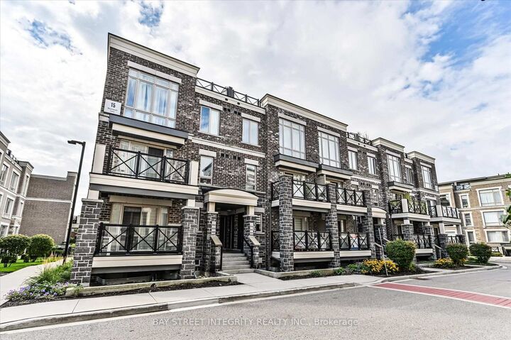 Property Photo: 15 Westmeath Lane 2916 ON L6B 1N5