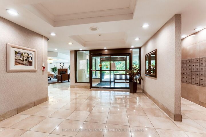 Property Photo: 2010 Islington Avenue 2305 ON M9P 3S8
