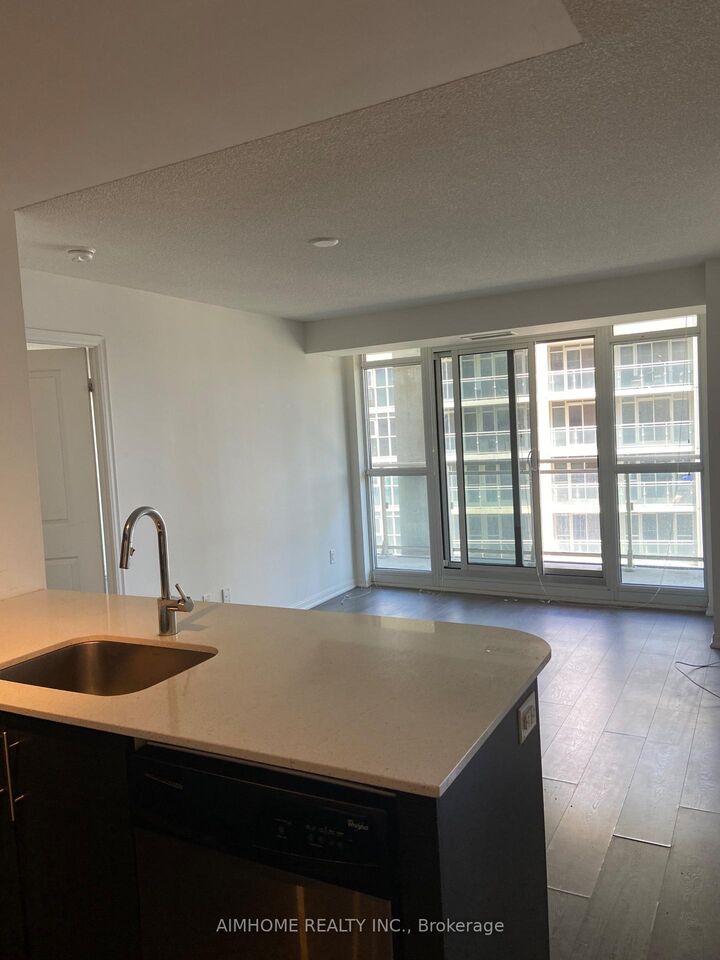 Property Photo: 35 Bastion Street 1802 ON M5V 0C2