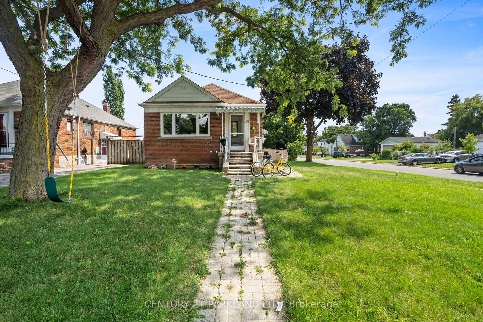 Property Photo:  35 Princemere Crescent Bsmt  ON M1R 3X1 