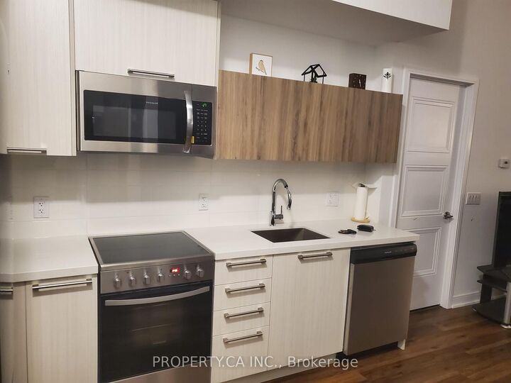 Property Photo:  25 Neighbourhood Lane 104  ON M9Y 0C4 