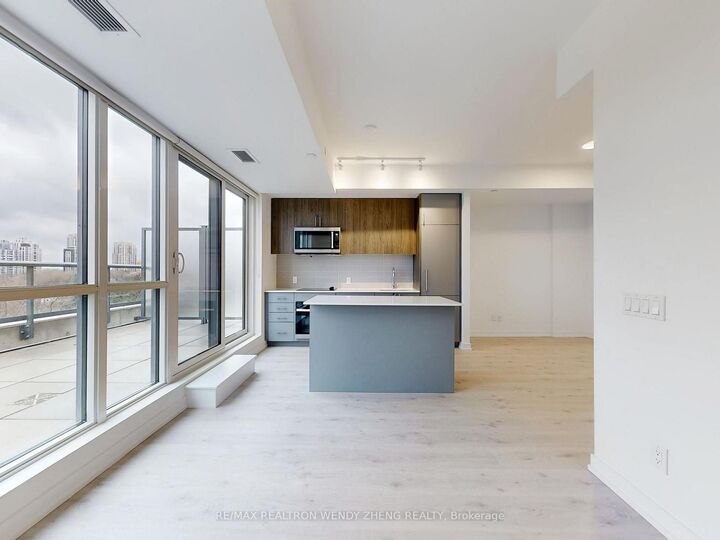 Property Photo:  181 Sheppard Avenue E 613  ON M2N 3A6 