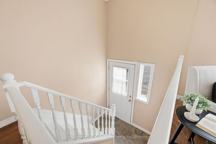 Property Photo:  115 Mary Street W 27  ON K9V 2N7 