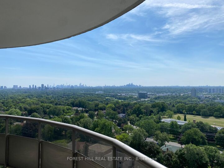 Property Photo:  135 Fenelon Drive 1206  ON M3A 3K8 