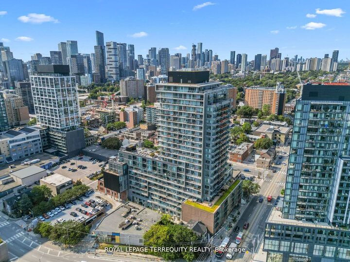 Property Photo: 120 Parliament Street 1808 ON M5A 0N6