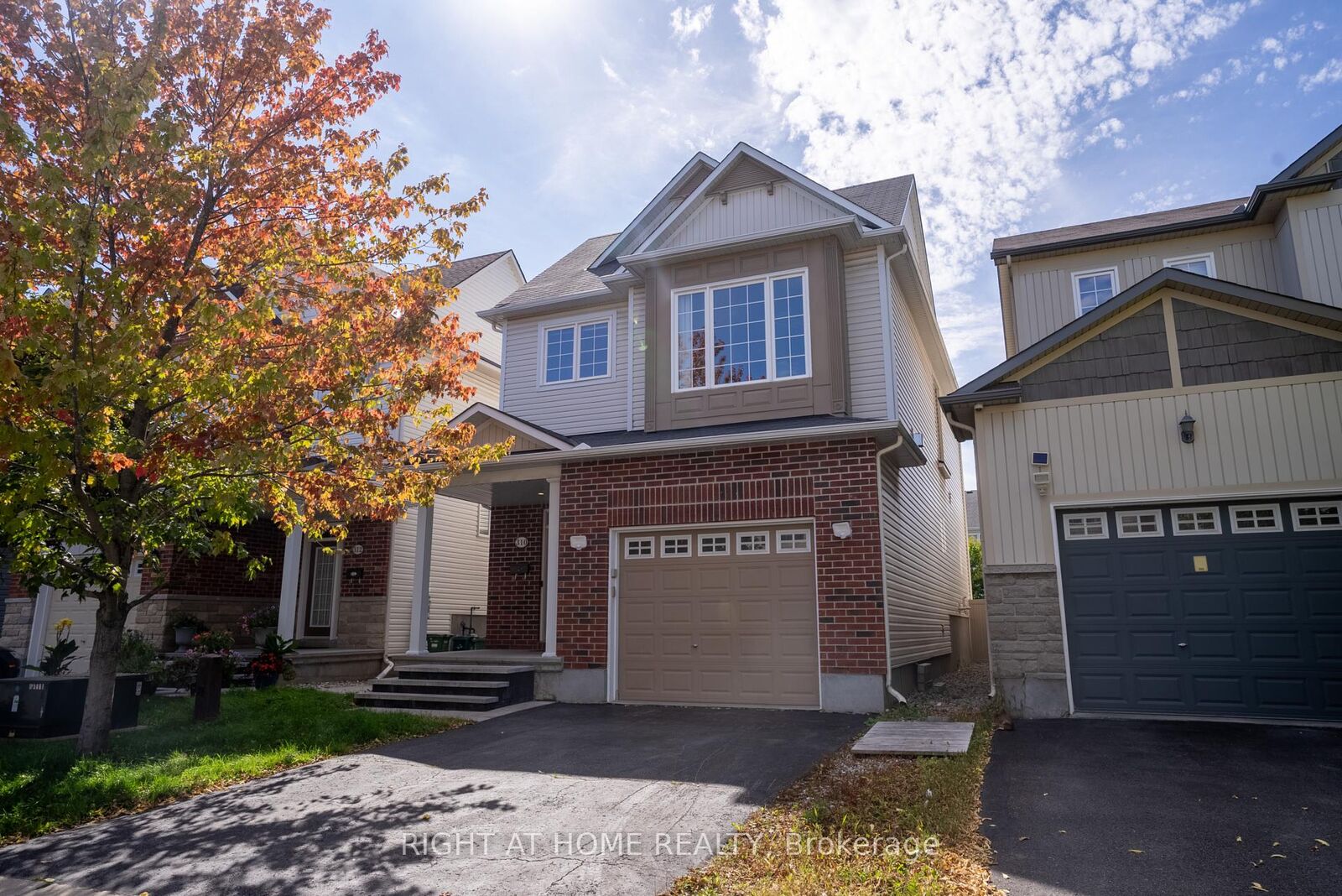 Property Photo:  310 Kippen Place  ON K2J 0N9 