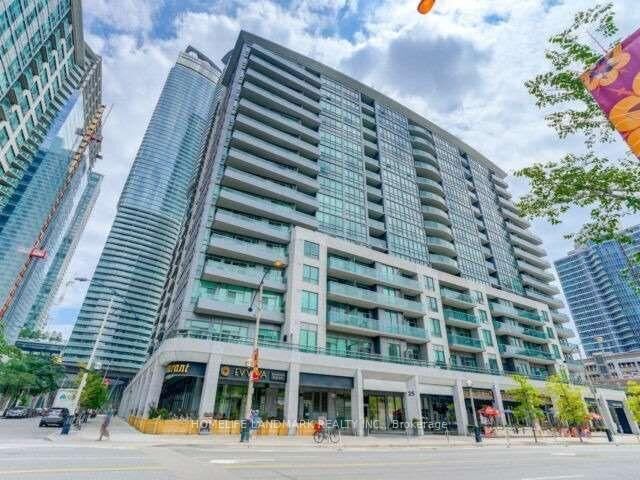 Property Photo: 25 Lower Simcoe Street 323 ON M5J 3A1