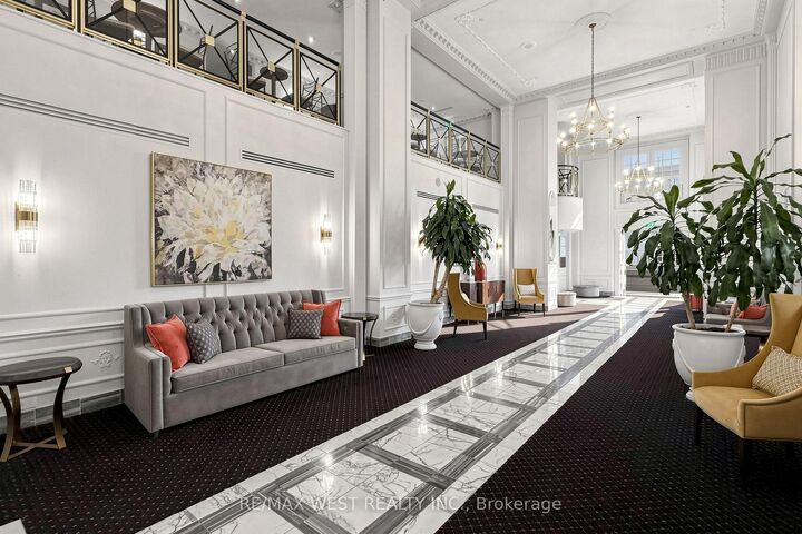 Property Photo:  2287 Lake Shore Boulevard W 1404  ON M8V 3Y1 