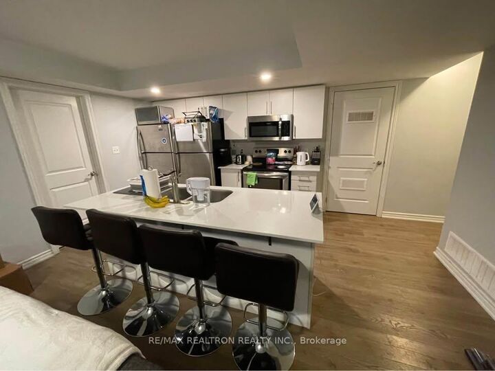 Property Photo: 252 Penetanguishene Road 8 ON L4M 7C2