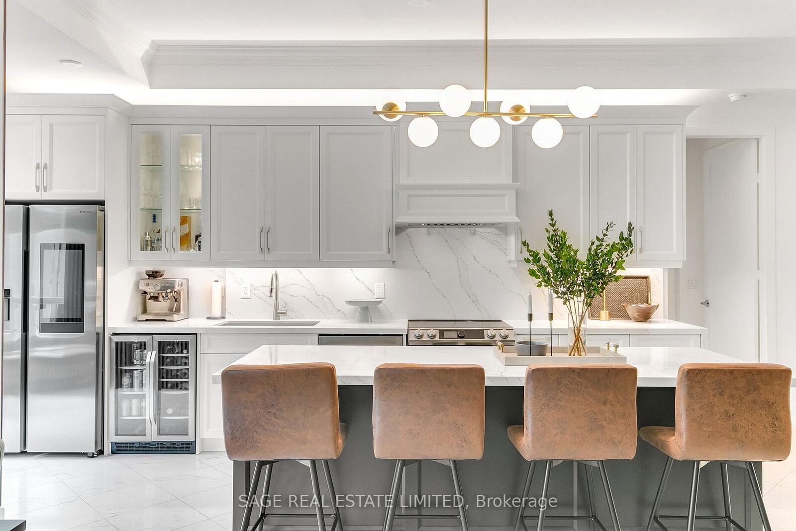 Property Photo:  120 Homewood Avenue 118  ON M4Y 2J3 