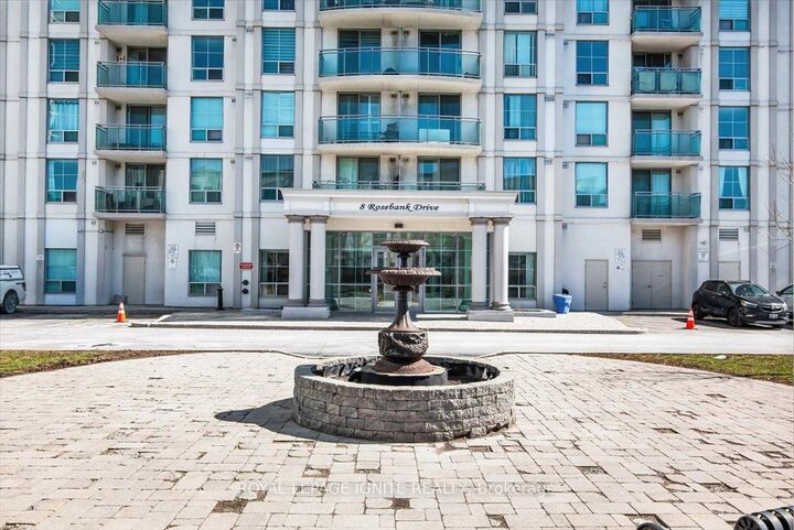 Property Photo: 8 Rosebank Drive 7G ON M1B 5Z3