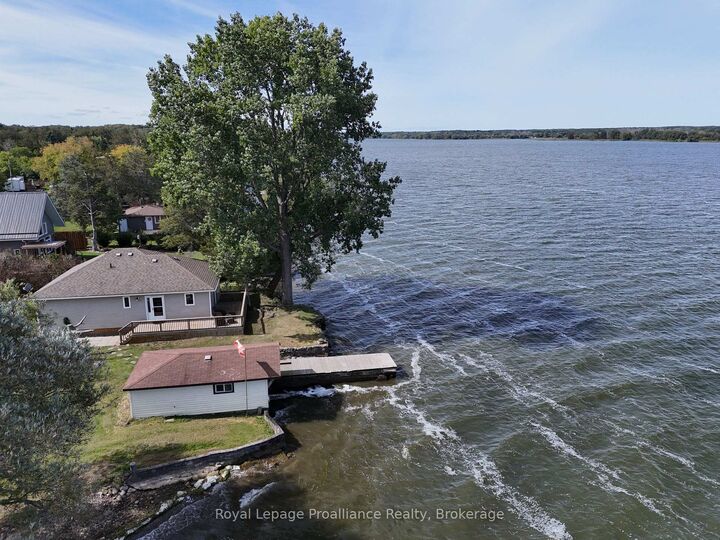 Property Photo:  541G South Shore Road  ON K7R 3K7 