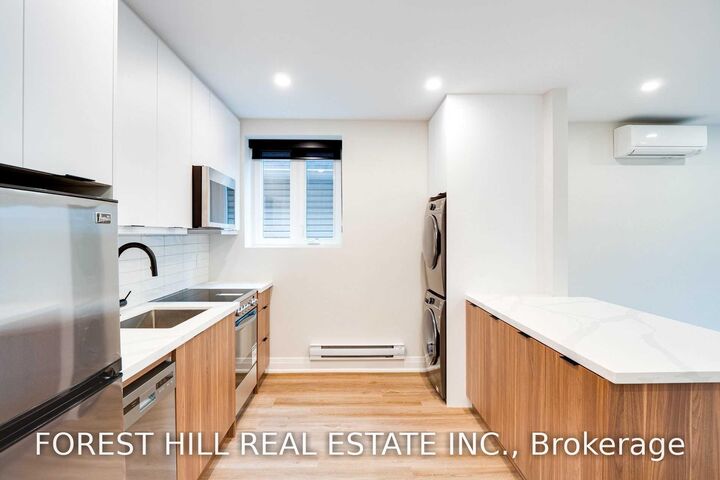 Property Photo: 1 Greensides Avenue 5 ON M6G 3P5
