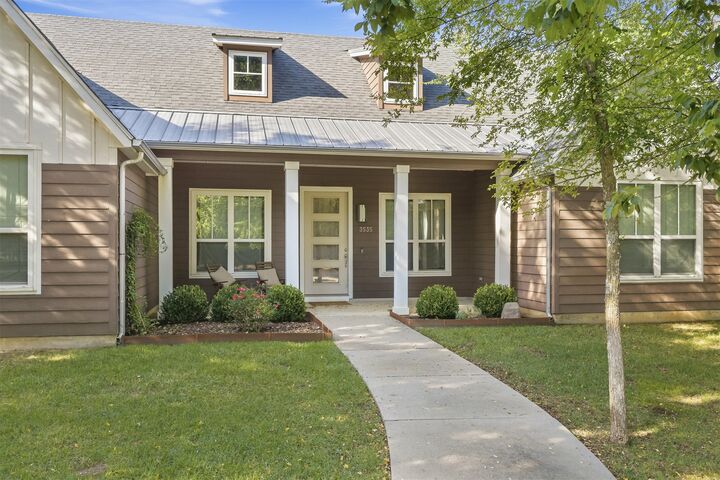 Property Photo: 3535 Highland Oaks Circle OK 73401