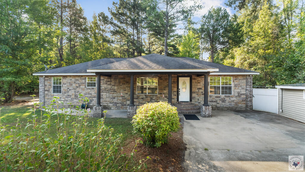 Property Photo:  5624 E Broad St.  AR 71854 