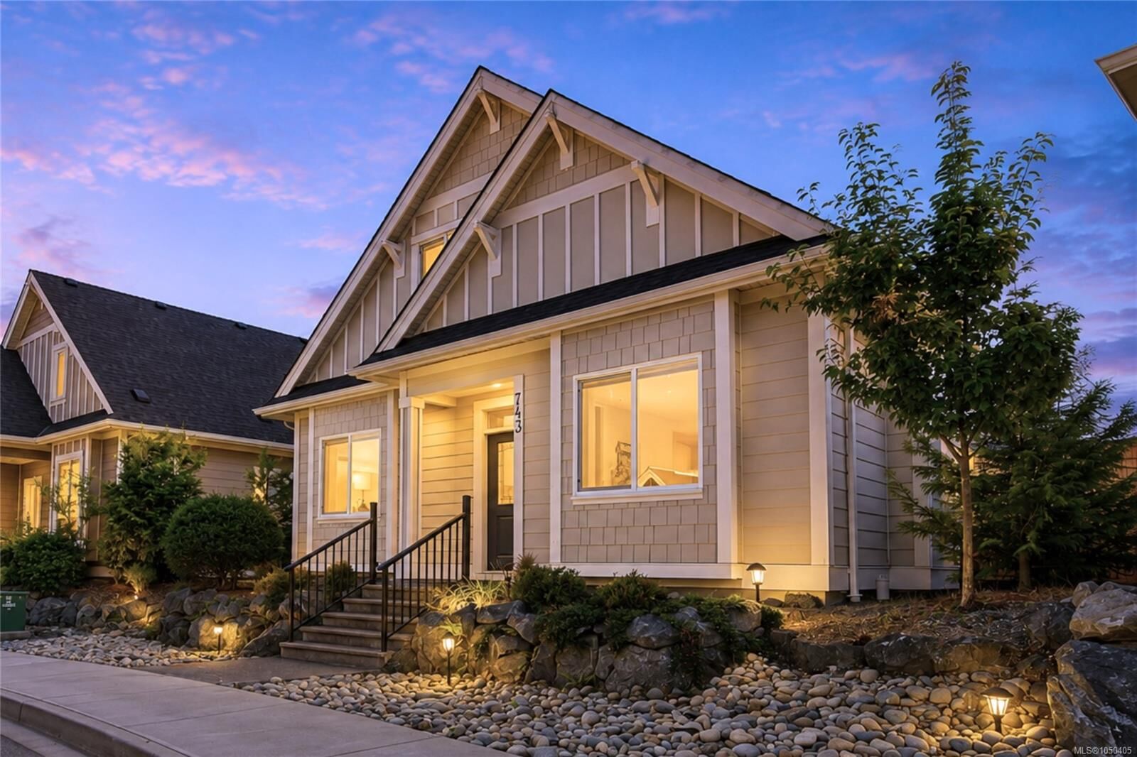 Property Photo: 743 Briarwood Dr SW BC V9P 0G5
